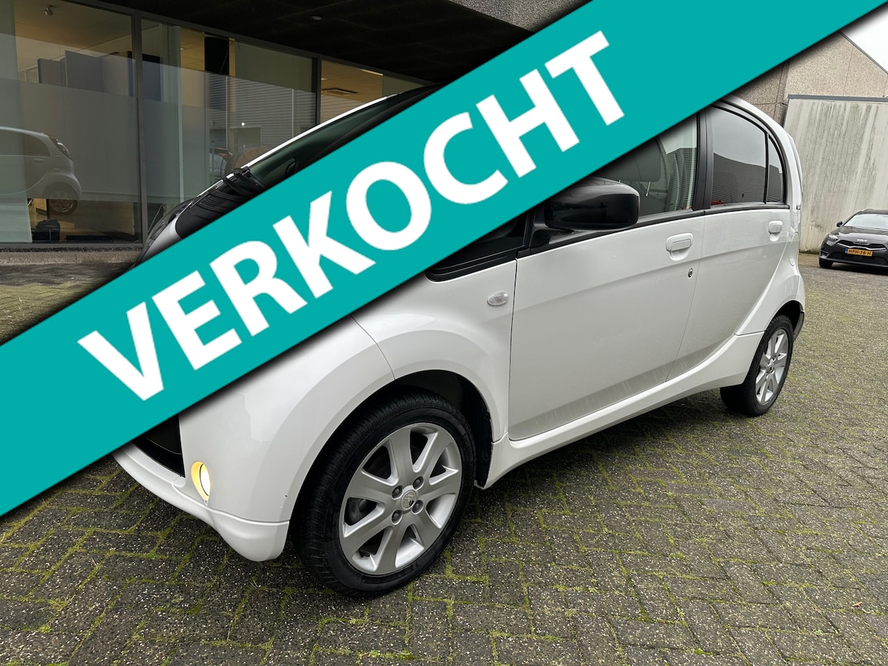 Citroën C-Zero - 4-p 16 kWh CLIMAT AUTOMAAT BJ 9*202 APK 1-2026 - AutoWereld.nl