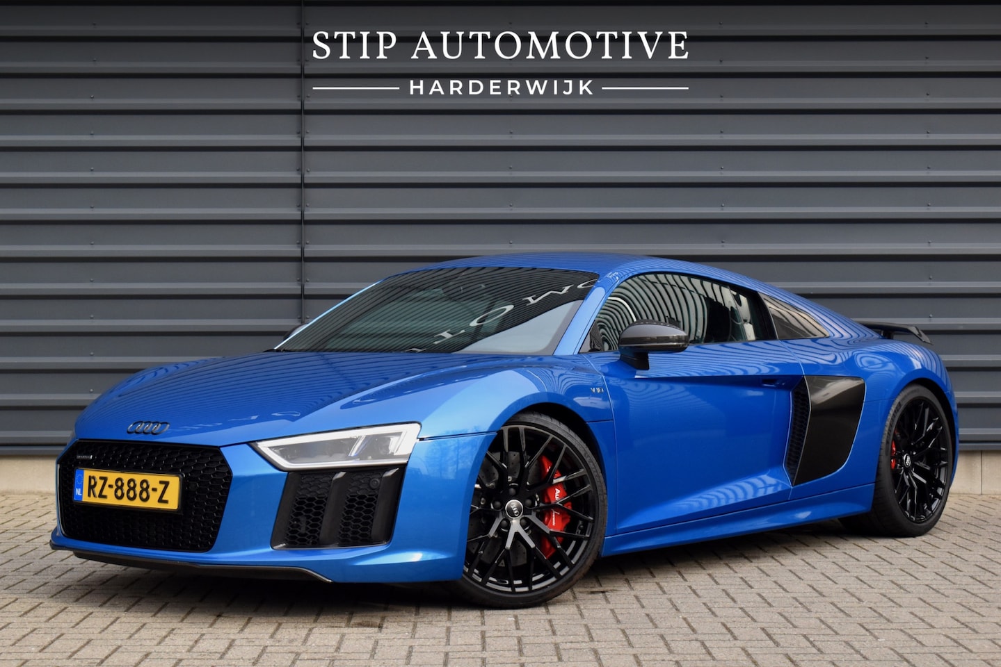 Audi R8 - 5.2 V10 FSI Quattro Plus 610pk | Keramisch | Laser Light | B&O | Carbon Exterieur + Motorr - AutoWereld.nl