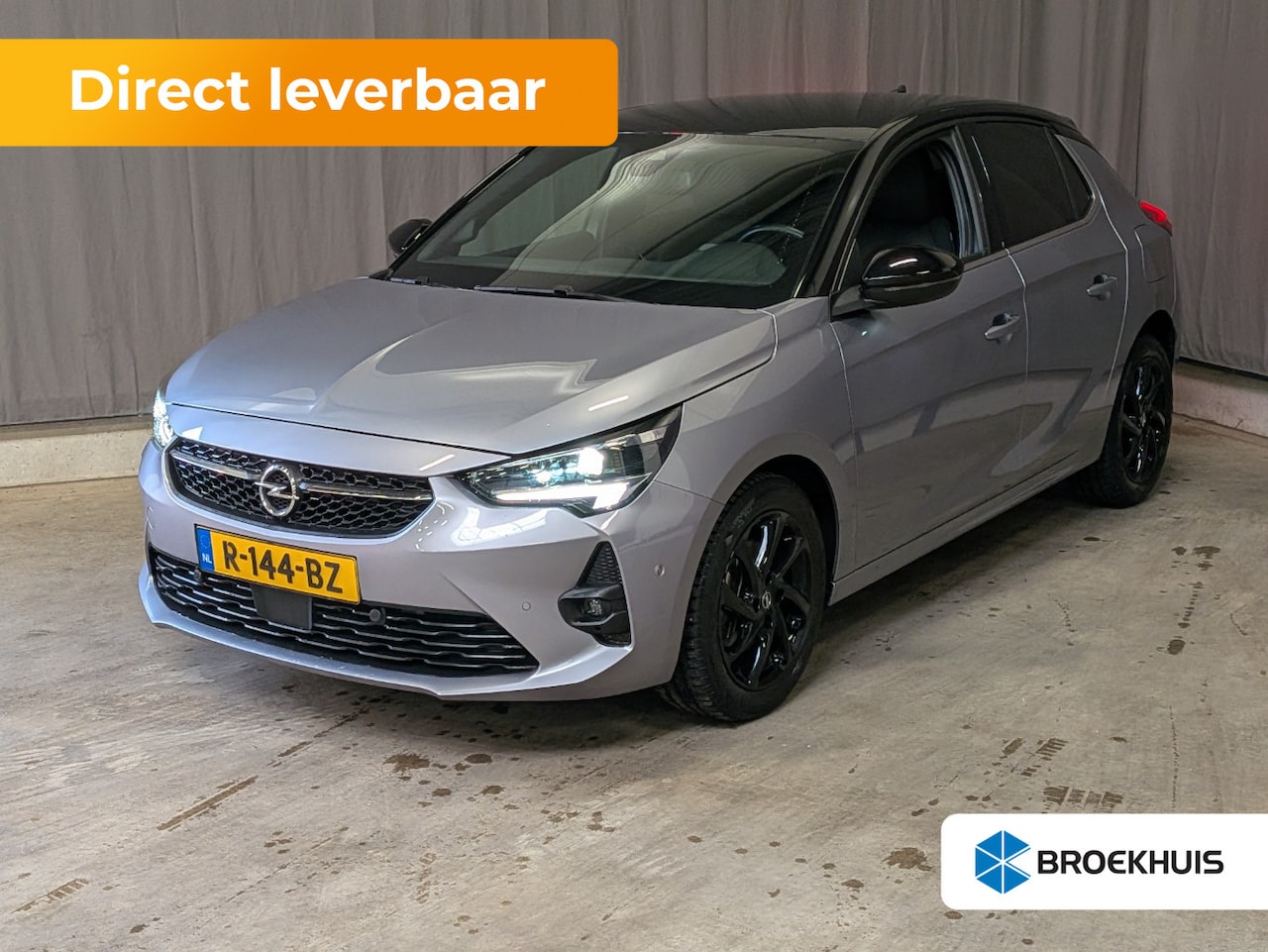 Opel Corsa - 1.2 Ultimate Airco | Alcantara | Camera | Cruise Control | Keyless | LED | LMV 16" | Navi - AutoWereld.nl