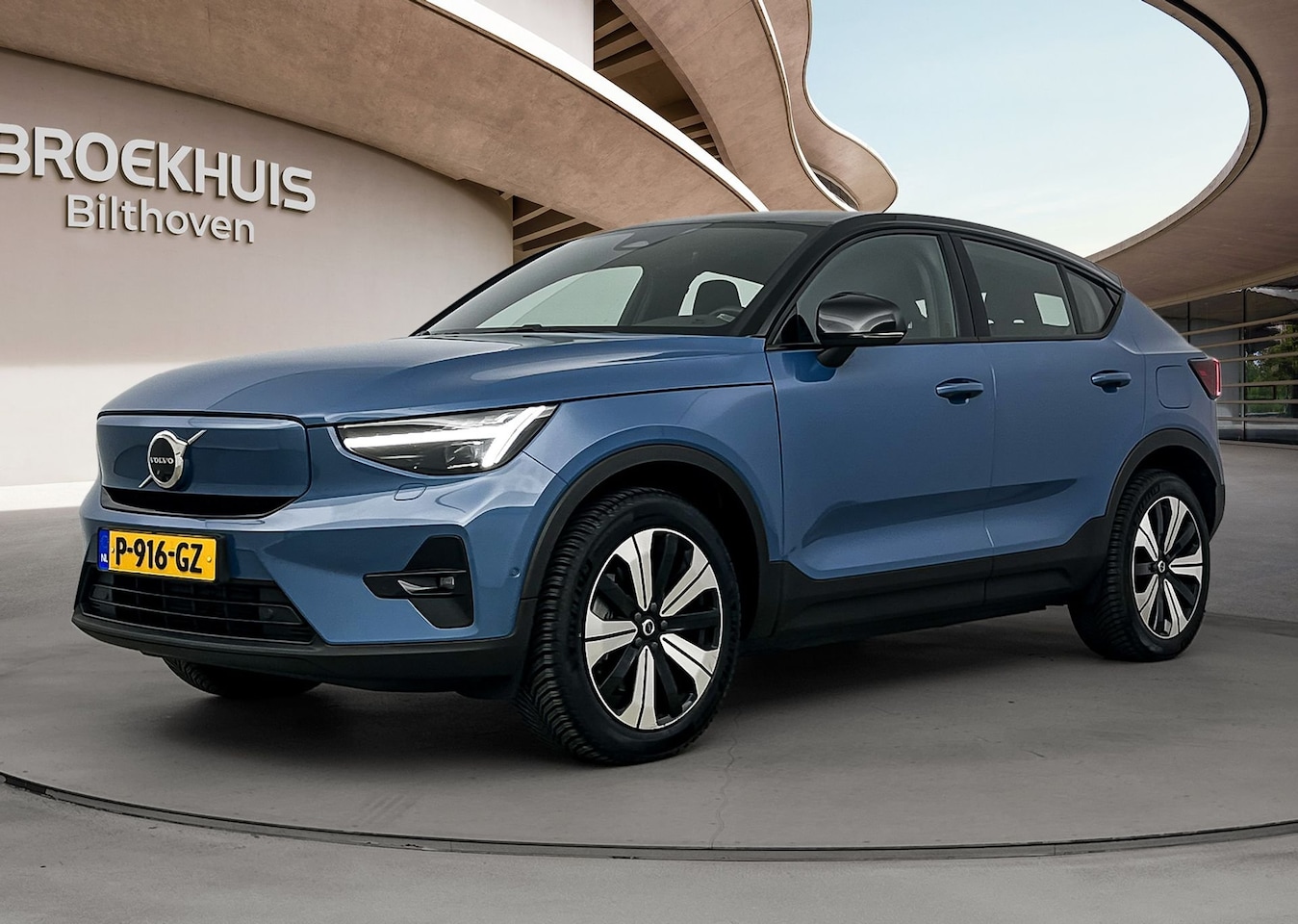 Volvo C40 - Recharge Twin Intro Edition 78 kWh | FJORD BLUE | PDC + Camera | Elektrische achterklep | - AutoWereld.nl
