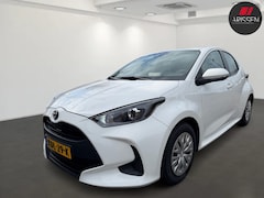 Toyota Yaris - 1.5 Hybrid Style Dealer onderhouden BTW-auto