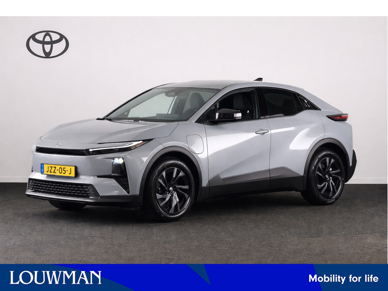 Toyota C-HR - First Edition 77 kWh | Apple Carplay & Android Auto | Parkeercamera |  * | Direct leverbaa - AutoWereld.nl