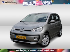 Volkswagen Up! - 1.0 BMT high up / LM velgen 15" / Parkeersensoren A / Cruise control
