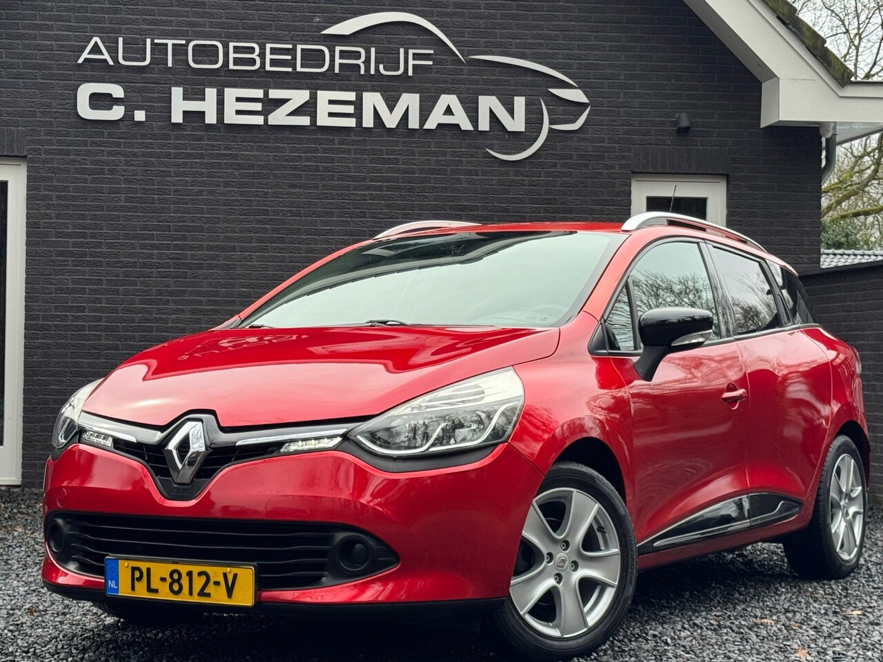 Renault Clio Estate - 1.2 Dynamique Speciaal vervoer HANDGAS HANDREM Automaat Cruise control - AutoWereld.nl