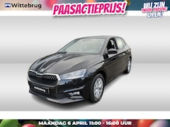 Skoda Fabia - 1.0 TSI Selection / app connect / Parkeersensoren achter / dsg