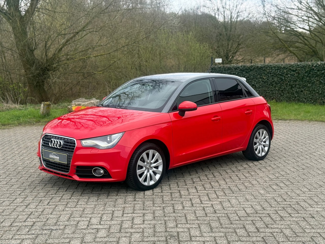 Audi A1 Sportback - 1.2 TFSI Ambition NAVI I BLUETOOTH I PDC I ZEER MOOI I LED - AutoWereld.nl