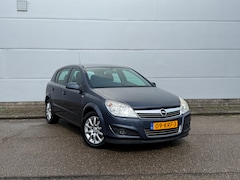 Opel Astra - 1.6 Temptation 5D (bj 2010) AIRCO|NAVI|LMV|TREKHAAK