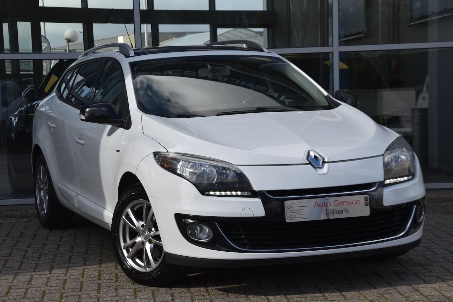 Renault Mégane Estate - 1.2 TCe Bose Airco Leder Pano. dal Pdc Lm-Velgen - AutoWereld.nl
