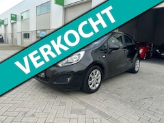 Kia Rio - 1.2 CVVT ComfortLine EERSTE EIGENAAR APK 29-12-2026 AIRCO ELEKTRISCH RAMEN BLUETOOTH