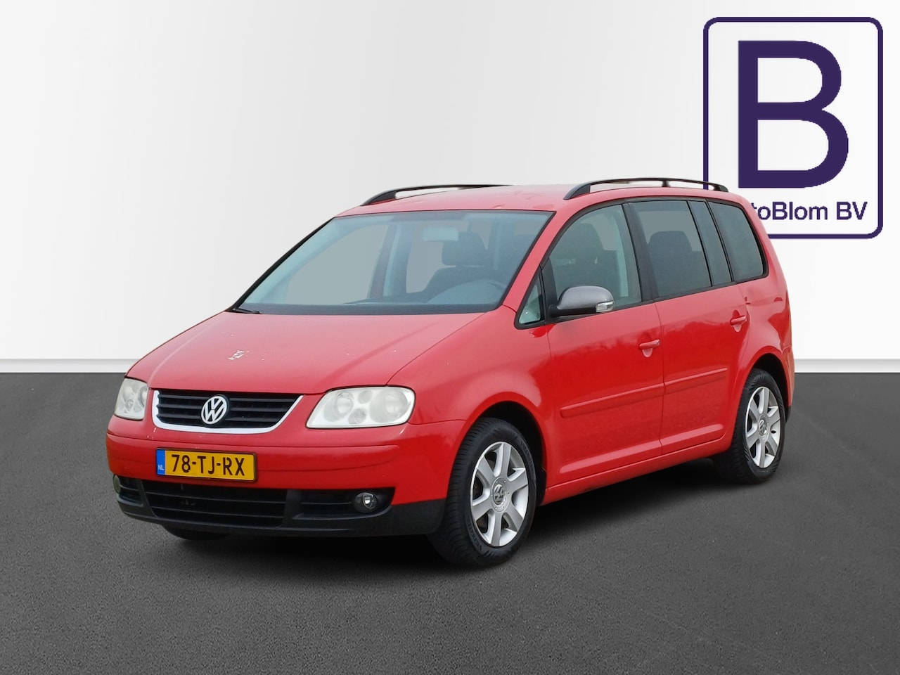 Volkswagen Touran - 1.6-16V Business 7-Pers. /Zie tekst/1e eigenaar!/100% onderhoud/APK 25-03-27/ - AutoWereld.nl