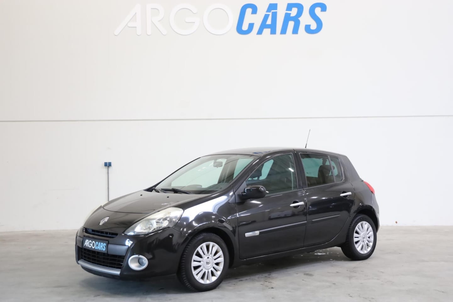 Renault Clio - 1.2 TCe COLLECTION 5DRS CRUISE CONTROL NAP AIRCO PARROT RADUI/CD INRUIL MOGELIJK - AutoWereld.nl