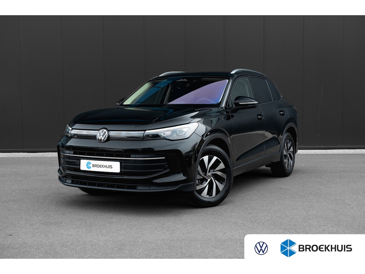 Volkswagen Tiguan - 1.5 eTSI Life Edition | Trekhaak | Stoelverwarming V+A | Camera | Dode Hoek | - AutoWereld.nl