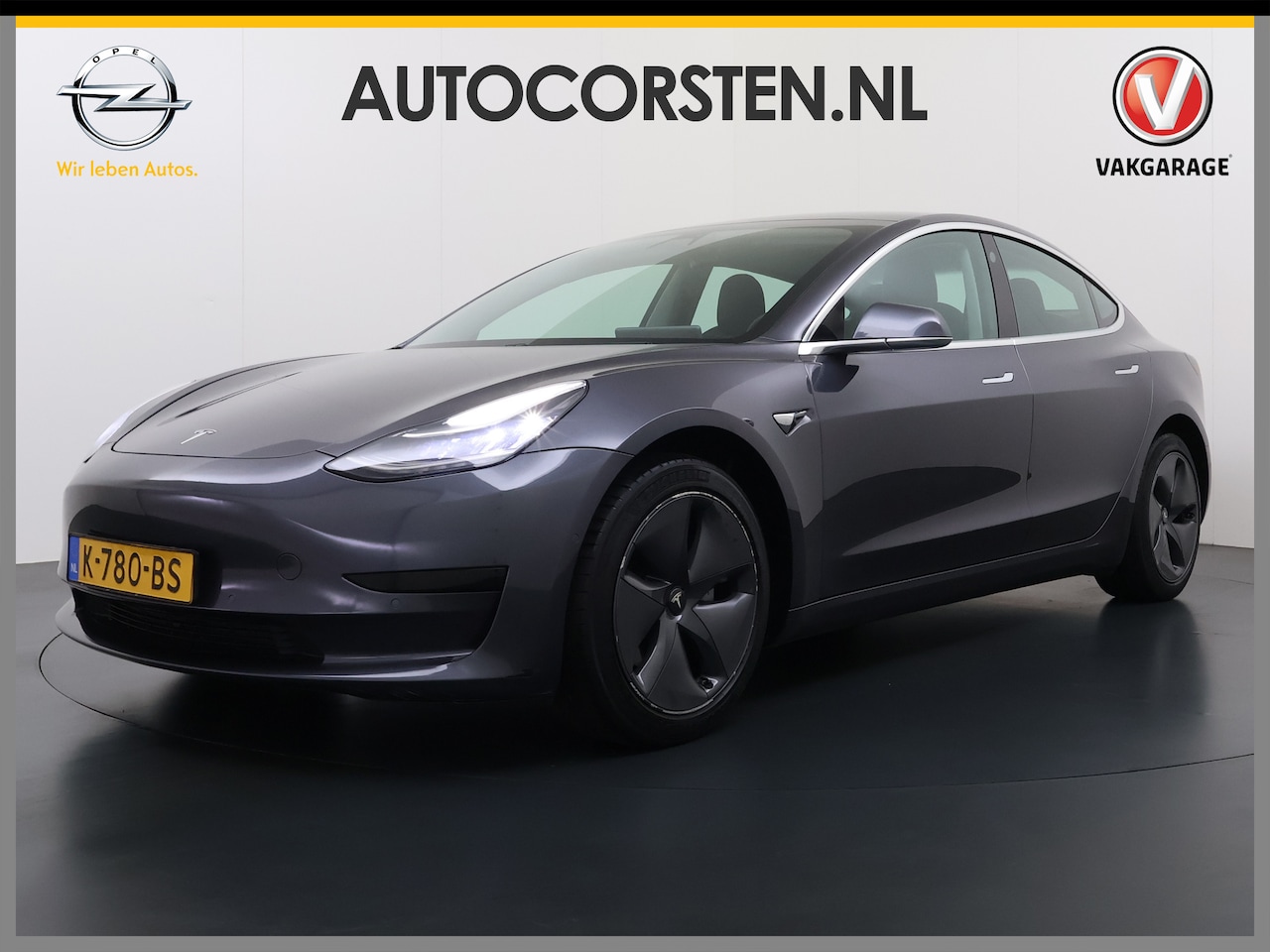 Tesla Model 3 - SR+ 325PK LFP-Accu Trekhaak AutoPilot Leer Pano-Dak Adaptive Cruise Lmv 18" Camera's Elekt - AutoWereld.nl