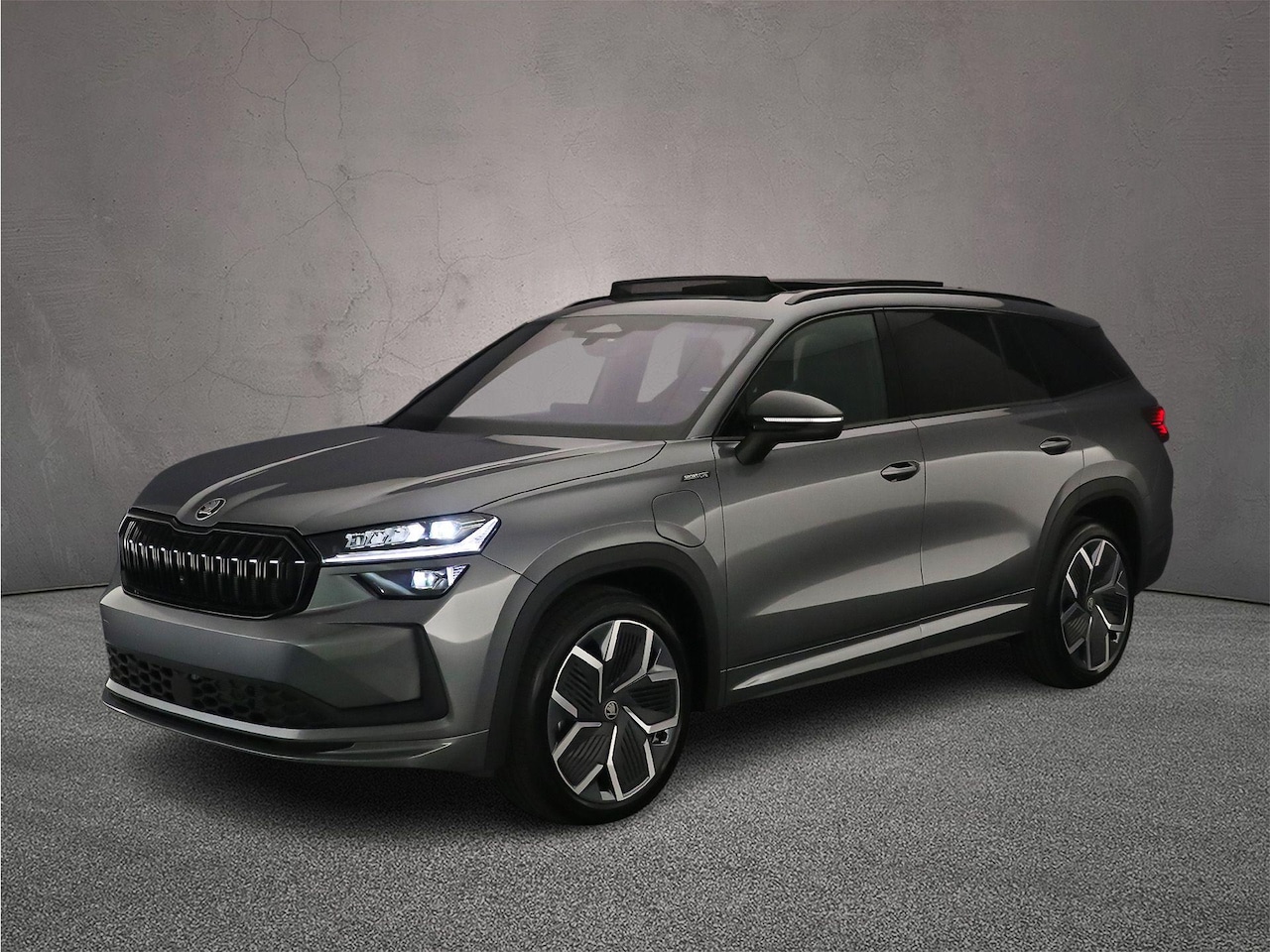 Skoda Kodiaq - Sportline Business 1.5 TSI PHEV 204pk DSG Automaat Trekhaak, Panoramadak, Adaptive cruise - AutoWereld.nl