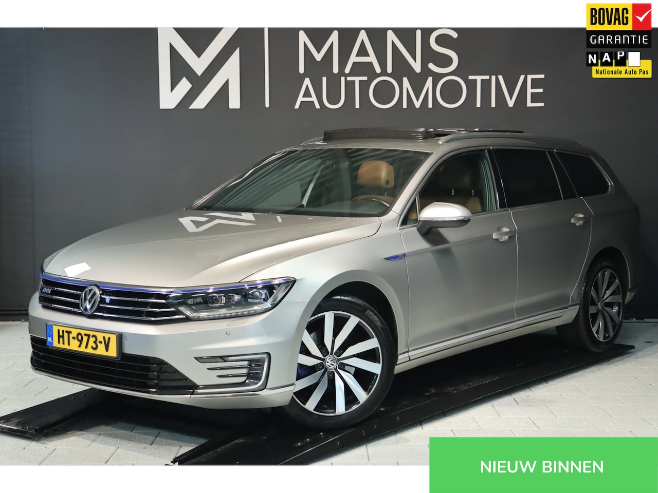 Volkswagen Passat Variant - 1.4 TSI GTE Highline / PANO / VIRTUAL / LEDER / Elek. Trekhaak / NL AUTO - AutoWereld.nl
