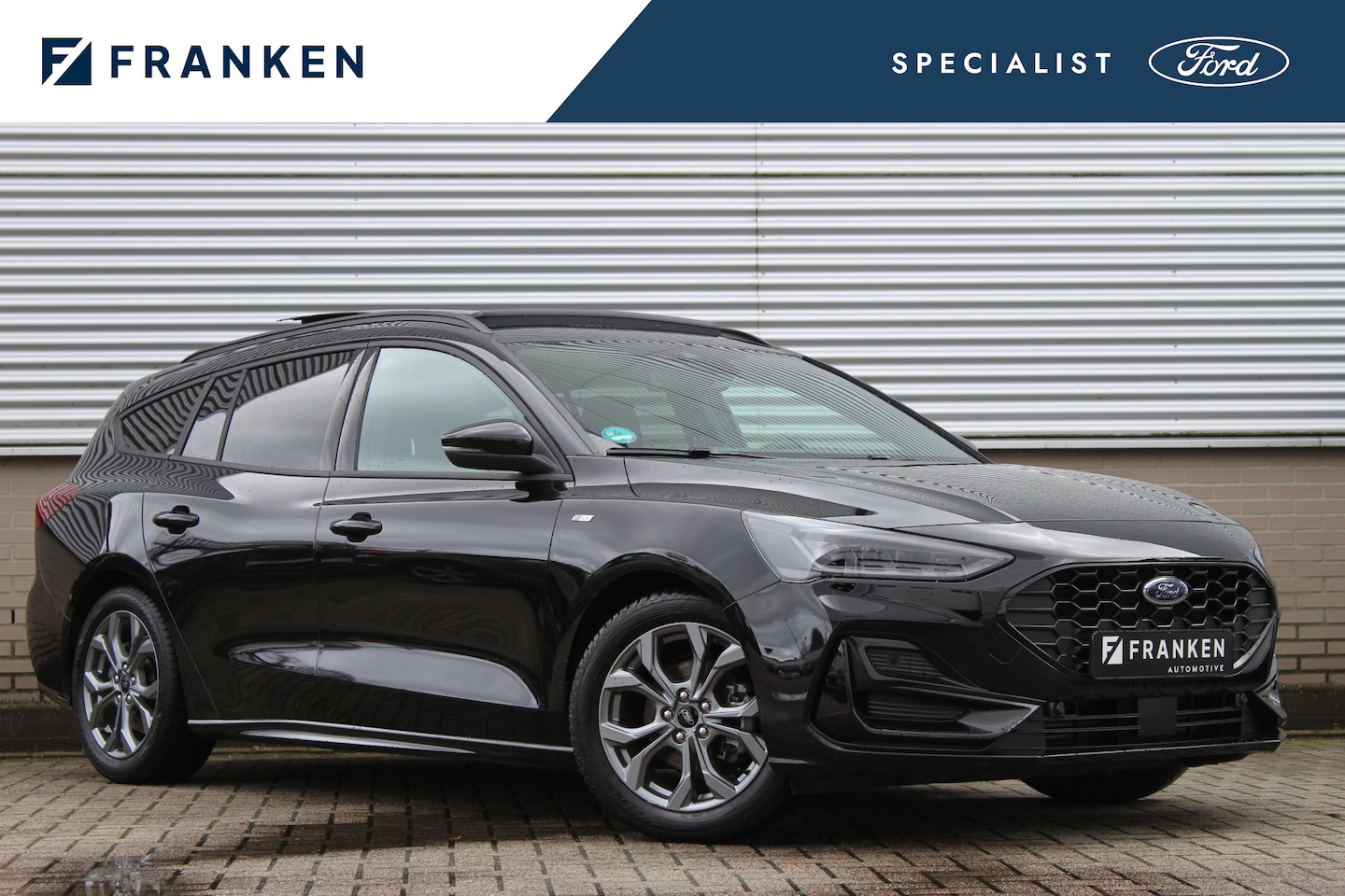 Ford Focus Wagon - 1.0 EcoBoost Hybrid ST Line X | Panoramadak | Trekhaak | Matrix | Sync4 - AutoWereld.nl