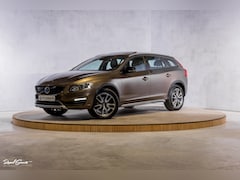 Volvo V60 Cross Country - 2.0 T5 Nordic+ | Afn.Trekhaak | Panorama dak | Cruise control | Memory |