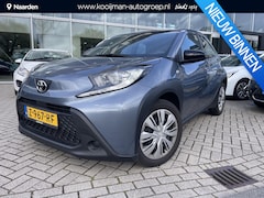 Toyota Aygo X - 1.0 VVT-i S-CVT Play