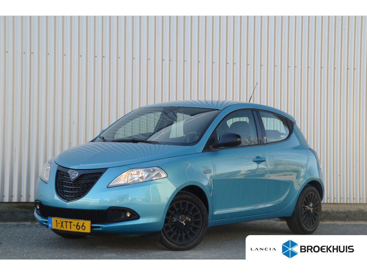 Lancia Y(psilon) - Ypsilon 0.9 TwinAir Elefantino Plus Automaat | Navigatie | Parkeersensoren | Elektrische R - AutoWereld.nl