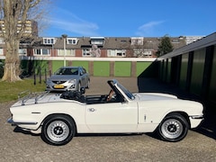 Triumph Spitfire - 1300 MK IV Soft Top LETOP!! Betreft een 1500 MKIV softtop (handgeschakeld)