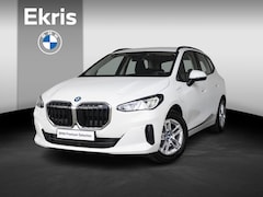 BMW 2-serie Active Tourer - 225e xDrive | Achteruitrijcamera | Stoelverwarming | PDC | Trekhaak