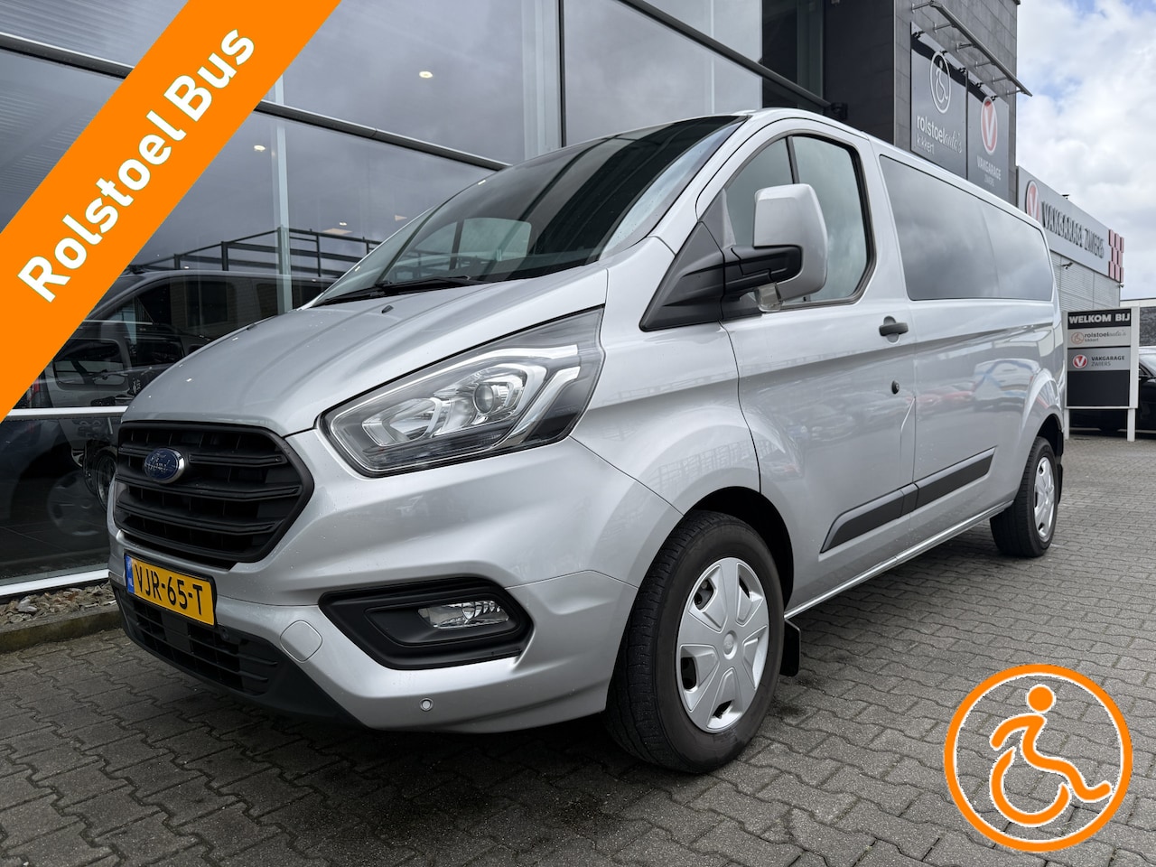 Ford Transit Custom - 5+1 Rolstoelbus 320 2.0 TDCI L2H1 Trend (Mooie complete bus met bodemverlaging!) - AutoWereld.nl