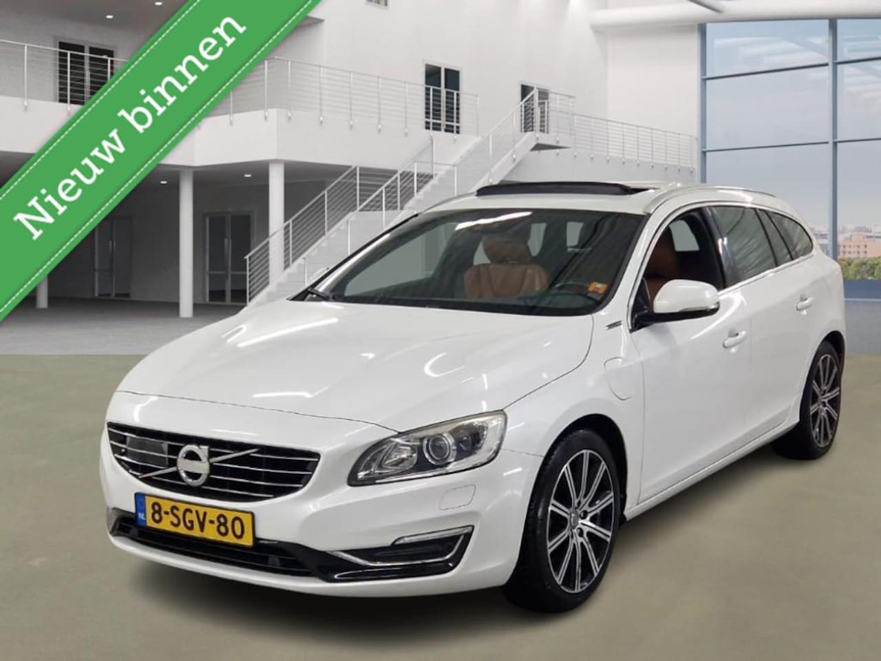 Volvo V60 - 2.4 D6 AWD Plug-In Hybrid Summum 2.4 D6 AWD Plug-In Hybrid Summum - AutoWereld.nl