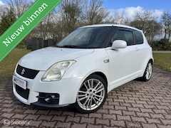 Suzuki Swift - 1.6 Sport, Clima, Navi, Sportuitlaat, Nieuwe APK