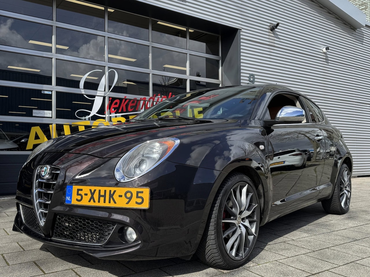 Alfa Romeo MiTo - 0.9 TwinAir Esclusivo - Navigatie I Leer I Airco I Xenon / PDC I Sport velgen I Dealer ond - AutoWereld.nl