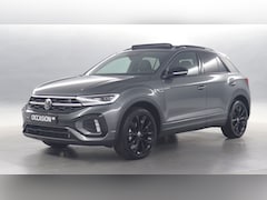 Volkswagen T-Roc - 1.5 TSI 150pk R-Line Business DSG / Panoramadak / Keyless / Stoelverwarming / Camera