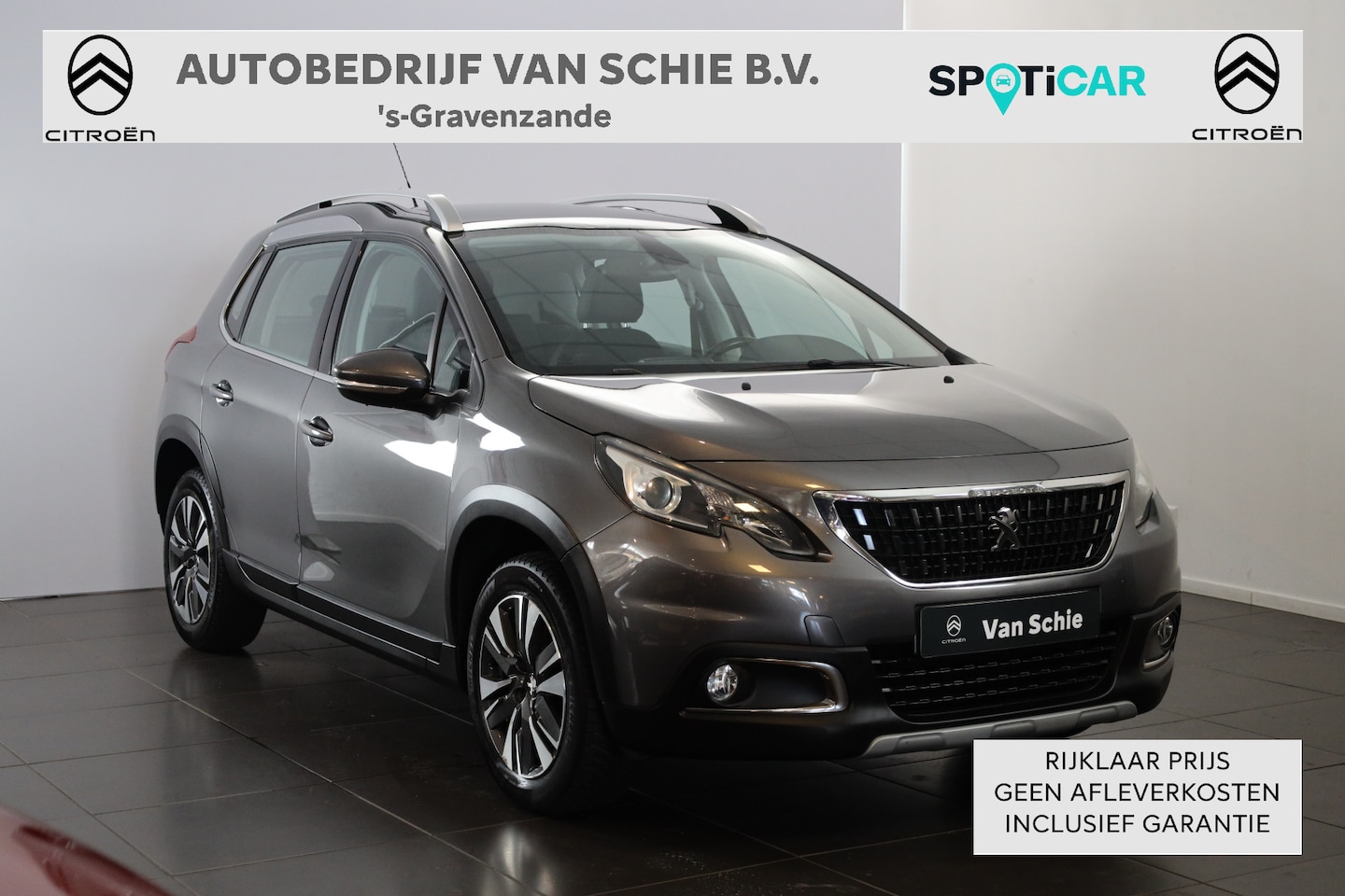 Peugeot 2008 - PT 110 Allure Panoramadak | Camera | Navigatie | Trekhaak - AutoWereld.nl