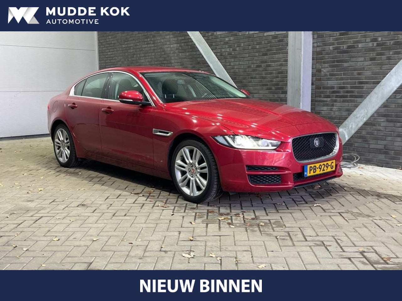 Jaguar XE - 2.0 Portfolio | ACC | BLIS | Voorruitverwarming | Camera | Leder | Apple Carplay - AutoWereld.nl