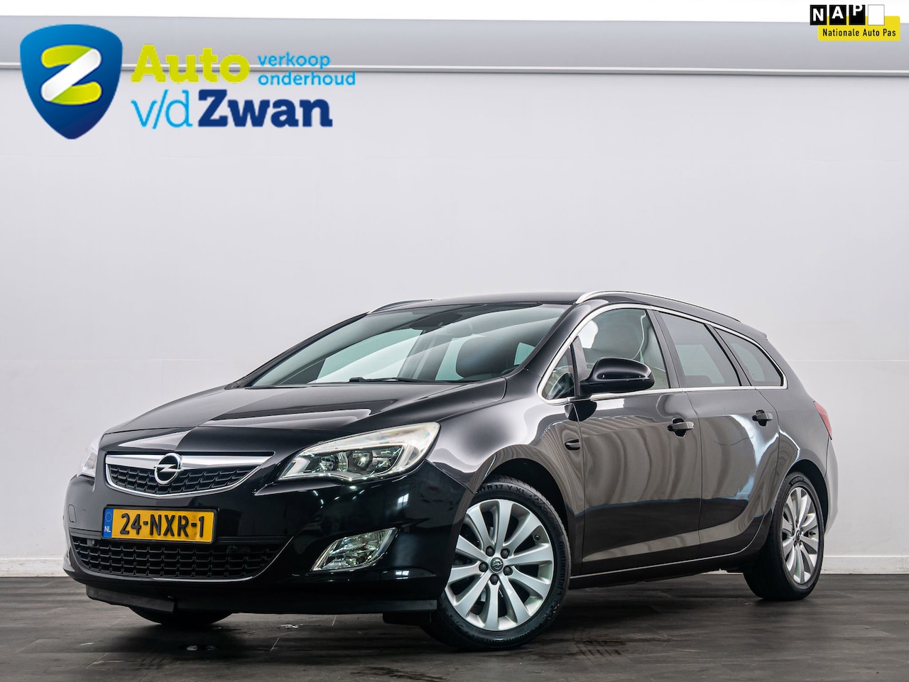Opel Astra Sports Tourer - 1.4 Turbo Cosmo Navi/Stoelverw. - AutoWereld.nl