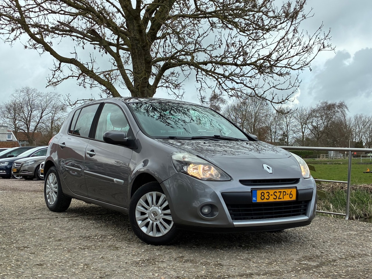Renault Clio - 1.2 Collection | Cruise + Airco € 2.975,-!!! - AutoWereld.nl