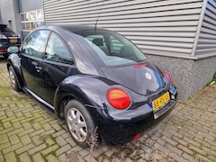 Volkswagen New Beetle - 1.6 Highline