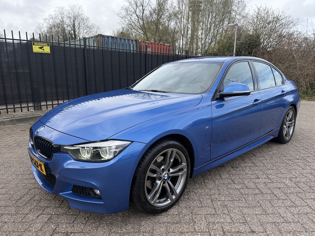 BMW 3-serie - 318i Edition M Sport Shadow Executive Sprtleer/Stoelverw/Cruise - AutoWereld.nl