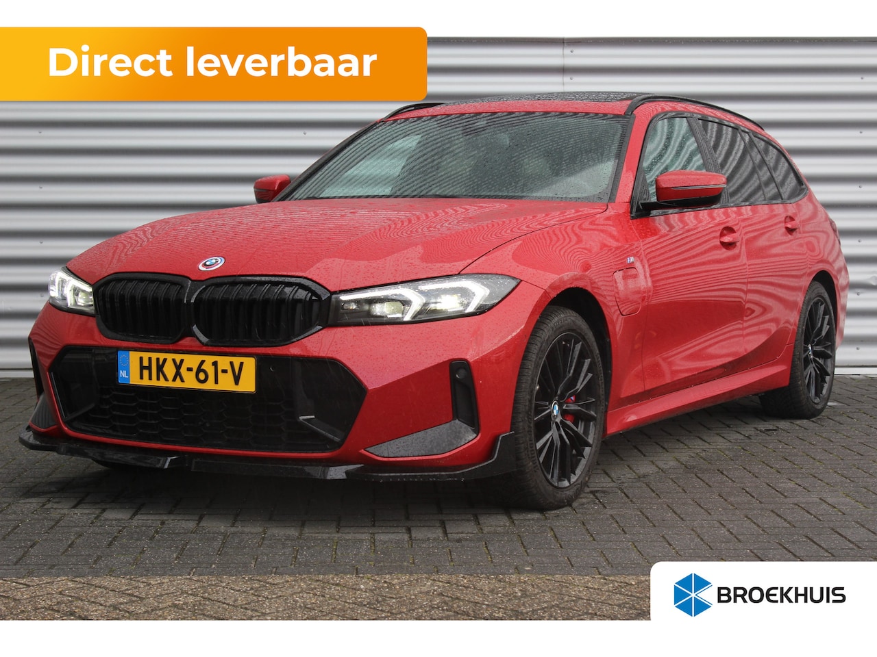 BMW 3-serie Touring - 3-Serie 330e 292PK XDRIVE HIGH EXECUTIVE M-SPORT AUTOMAAT / NAVI / LEDER / CLIMA / PDC / 1 - AutoWereld.nl