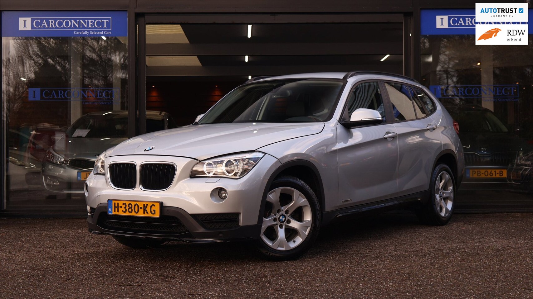 BMW X1 - SDrive18i Sport 150pk|PDC|Leer|Xenon|Volle uitvoering! - AutoWereld.nl