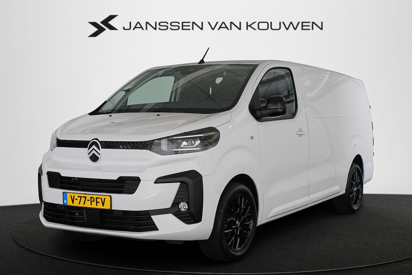Citroën Jumpy - 2.0 BlueHDI 145 S&S L3 Automaat Trekhaak Standkachel Winter Pakket Lichtmetalen Velgen - AutoWereld.nl