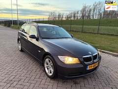 BMW 3-serie Touring - 318i Business Line