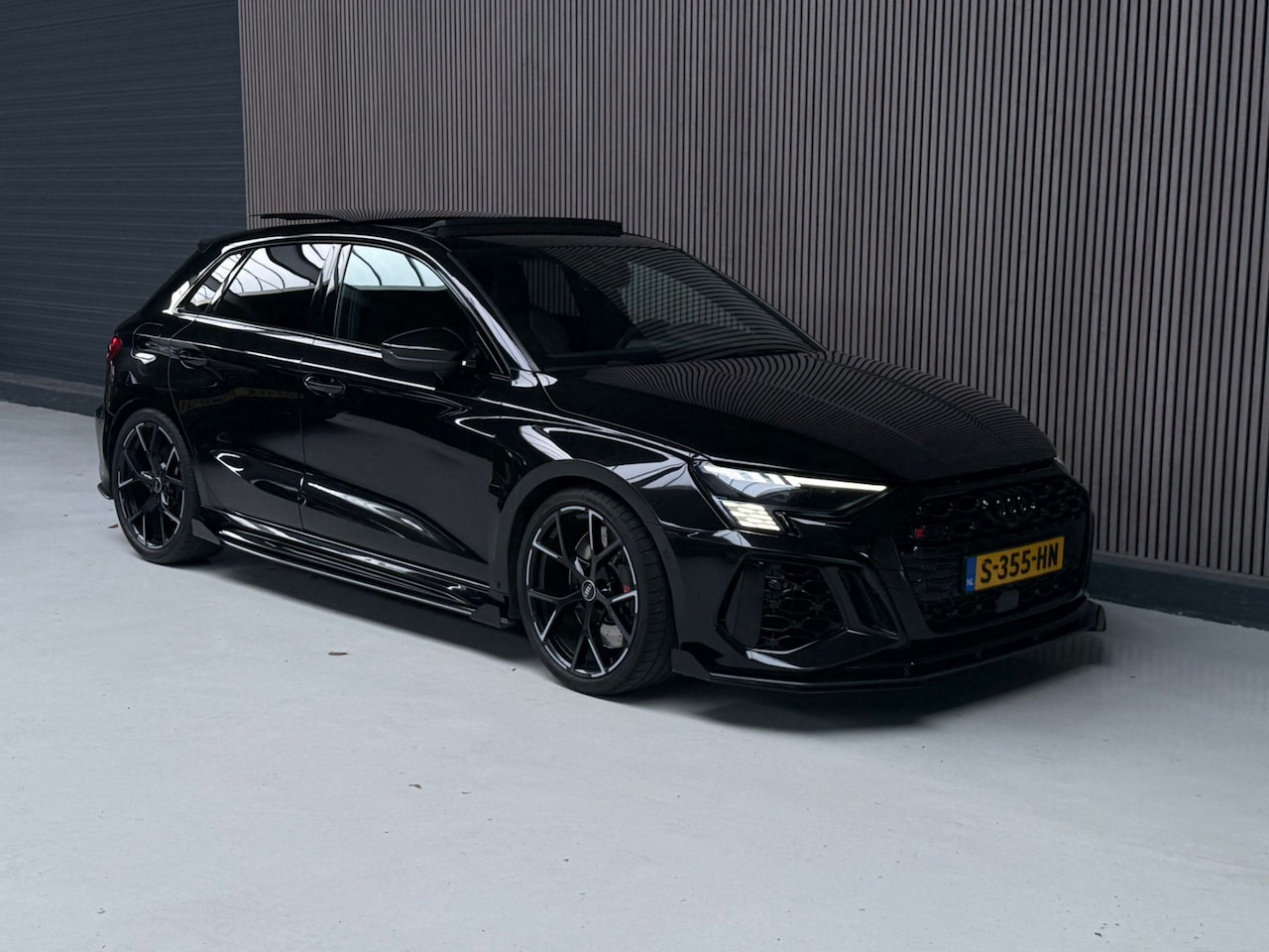 Audi RS3 - 2.5 TFSI quattro Pano | B&O | ACC MAXTON - AutoWereld.nl