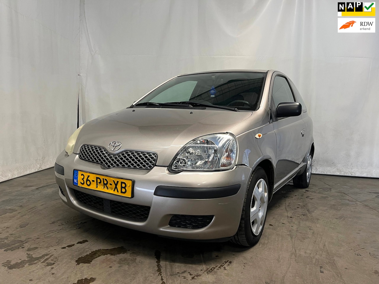 Toyota Yaris - 1.3 VVT-i Idols schadeauto - AutoWereld.nl