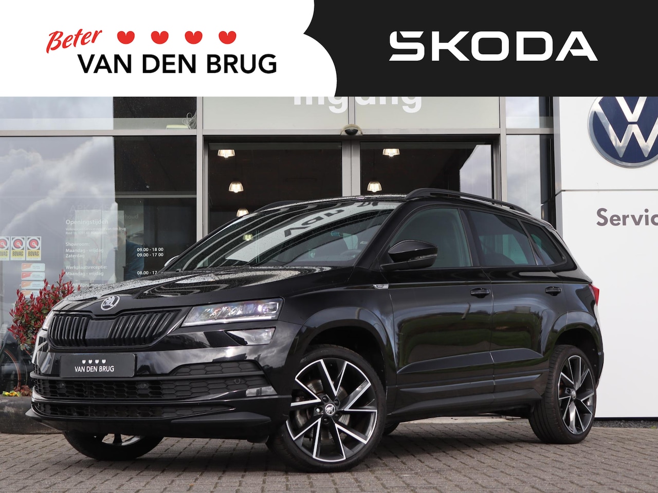 Skoda Karoq - 1.5 TSI 150 pk DSG ACT Sportline | Zwenkbare Trekhaak | Achteruitrij Camera | Stoelverwarm - AutoWereld.nl
