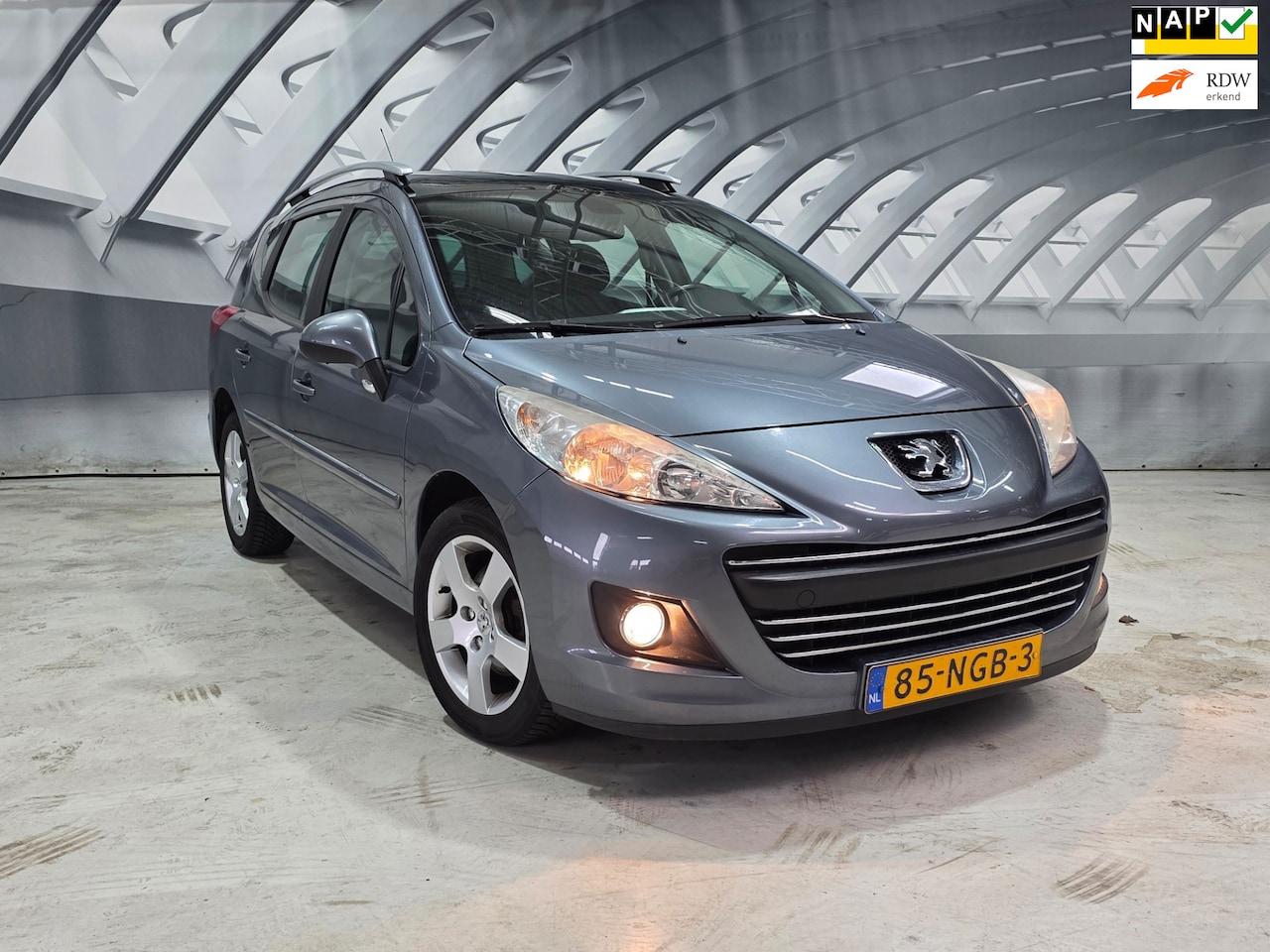 Peugeot 207 SW - 1.6 VTi XS Panorama dak - AutoWereld.nl
