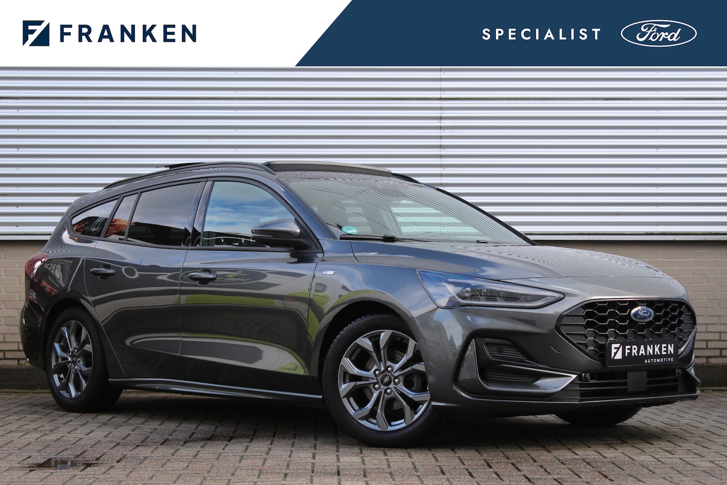 Ford Focus Wagon - 1.0 EcoBoost Hybrid ST Line X | Panoramadak | Trekhaak | Matrix | Sync4 - AutoWereld.nl