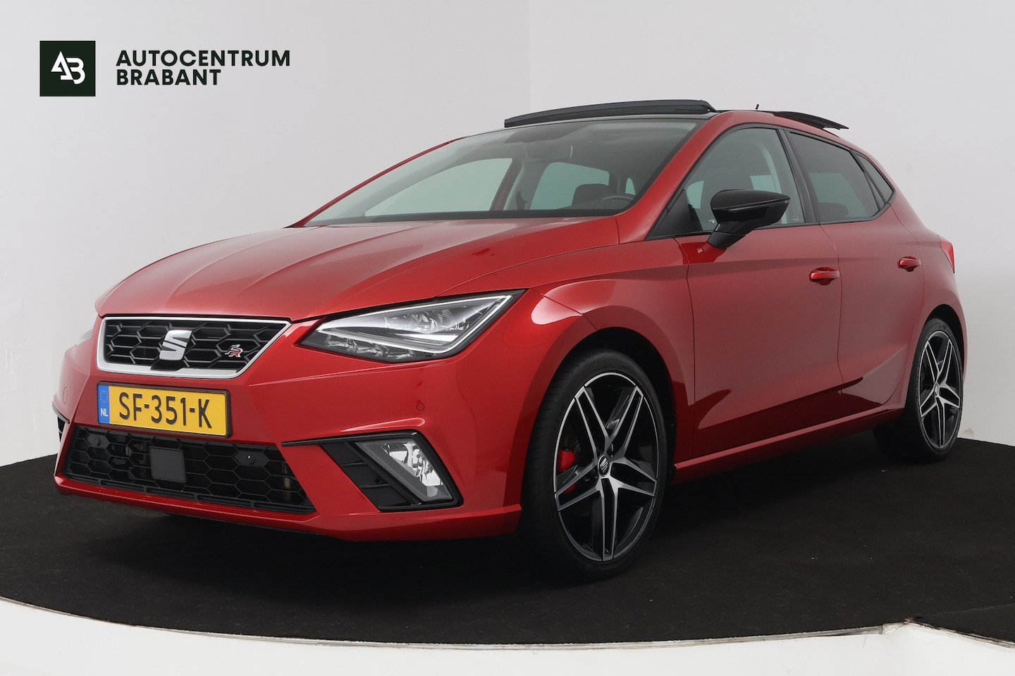 SEAT Ibiza - 1.0 TSI FR Business Intense (PANORAMADAK, CAMERA, CARPLAY, CRUISE CONTROL ADAPTIEF, PARKEE - AutoWereld.nl