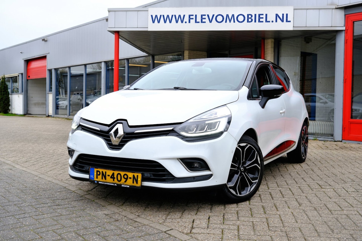Renault Clio - 0.9 TCe Intens Navi|LED|Half Leder|Cam|Clima|LMV - AutoWereld.nl