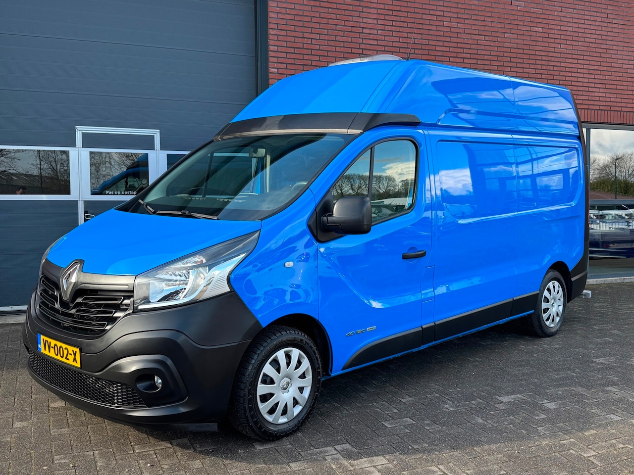 Renault Trafic - 1.6 dCi T29 L2H2 Comfort Airco, Cruise, Navi, Energy - AutoWereld.nl