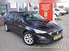 SEAT Leon Sportstourer - 1.5 TSI Style / ACC / Carplay / Trekhaak