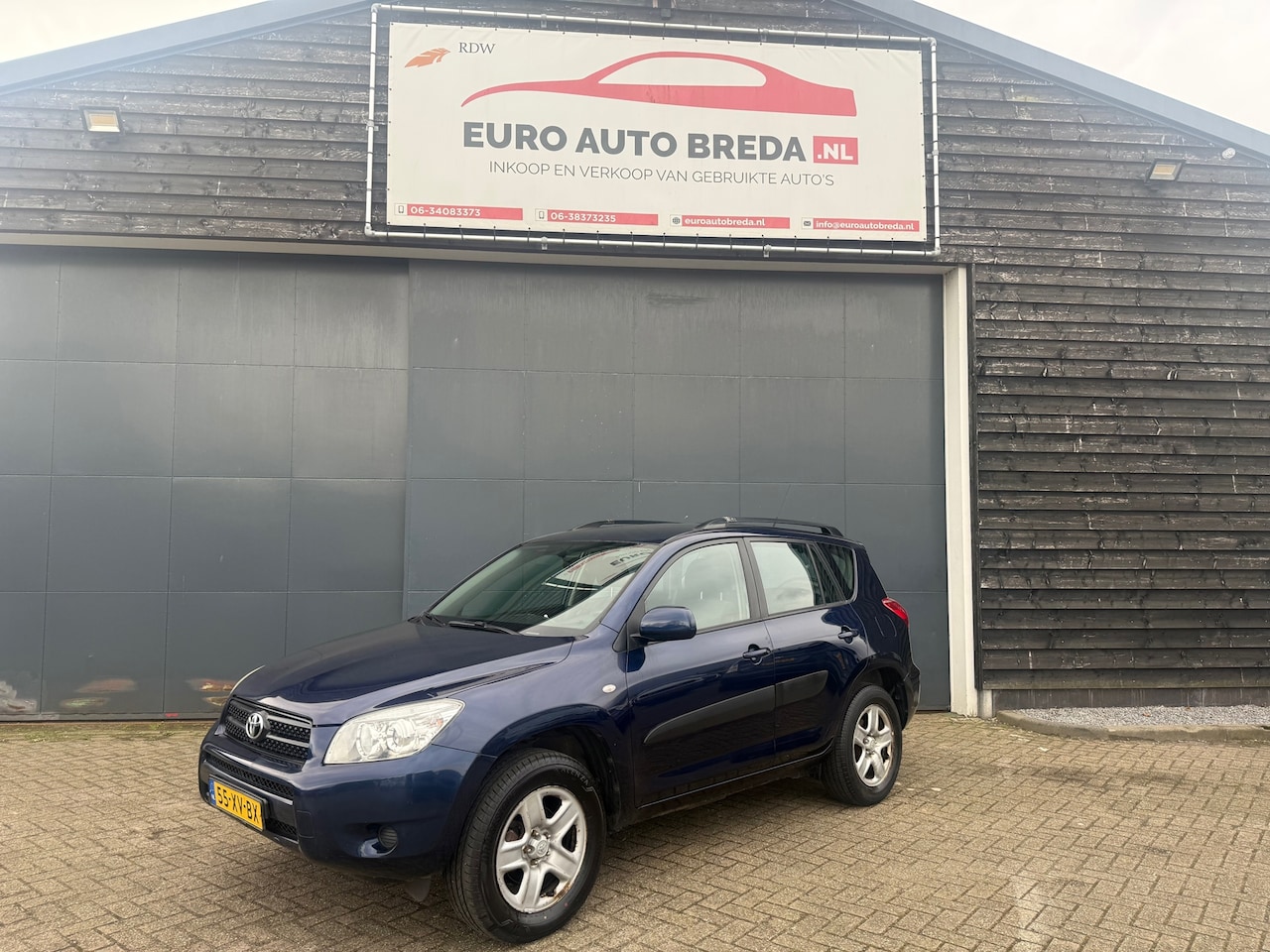 Toyota RAV4 - 2.0 VVTi Linea Terra 2.0 VVTi Linea Terra - AutoWereld.nl